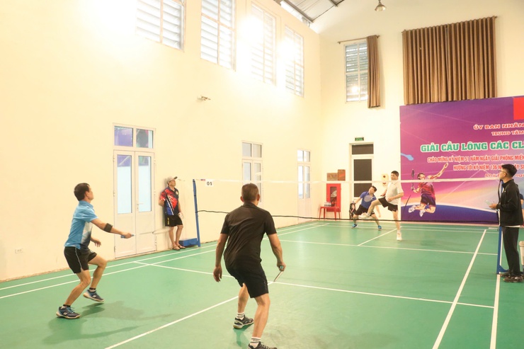 200 vận động viên tranh tài Giải Cầu lông các câu lạc bộ xã Phù Đổng năm 2026- Ảnh 3.