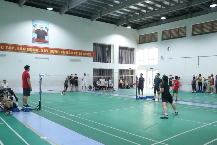 200 vận động viên tranh tài Giải Cầu lông các câu lạc bộ xã Phù Đổng năm 2026- Ảnh 5.
