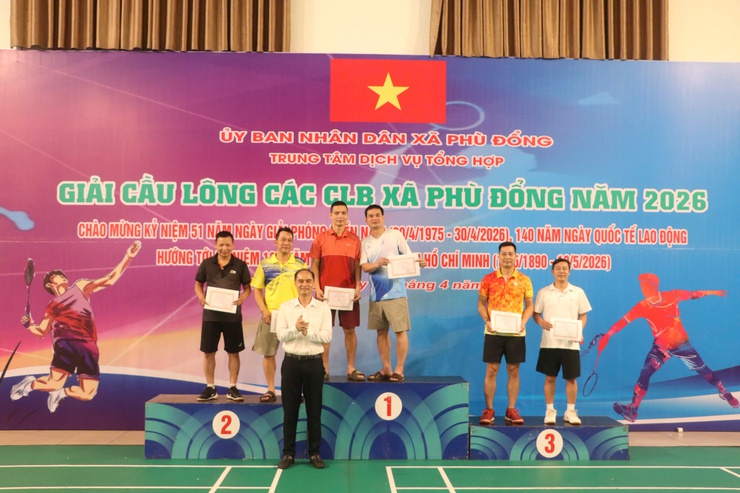 200 vận động viên tranh tài Giải Cầu lông các câu lạc bộ xã Phù Đổng năm 2026- Ảnh 9.