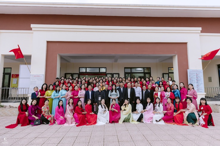 Lan tỏa vai trò phụ nữ Quảng Bị trong xây dựng nếp sống xanh- Ảnh 2.