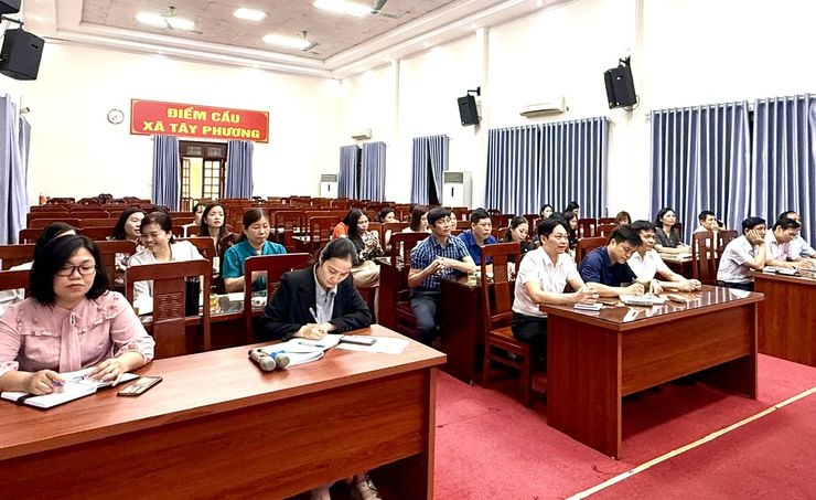 Hà Nội thống nhất phương án tuyển sinh, thi tốt nghiệp THPT 2026- Ảnh 2.