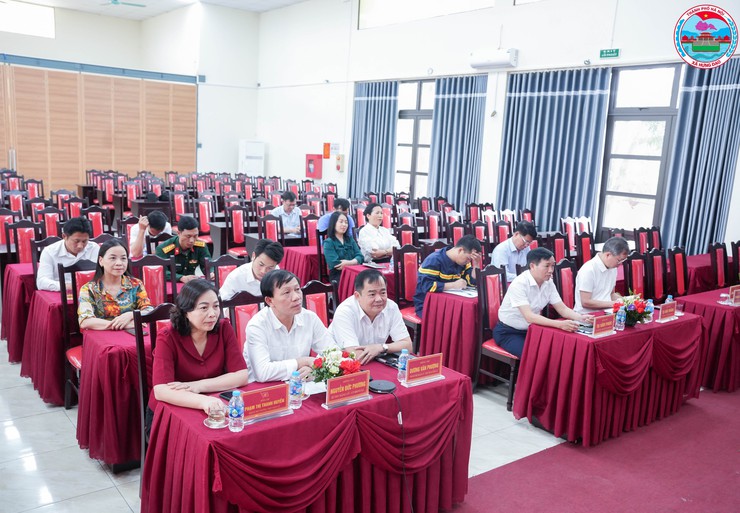 XÃ HƯNG ĐẠO THAM DỰ HỘI NGHỊ GIAO BAN CÔNG TÁC QUÝ I, TRIỂN KHAI NHIỆM VỤ QUÝ II NĂM 2026- Ảnh 1.