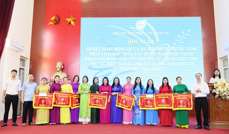 Lan tỏa vai trò phụ nữ Quảng Bị trong xây dựng nếp sống xanh- Ảnh 10.