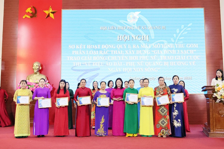 Lan tỏa vai trò phụ nữ Quảng Bị trong xây dựng nếp sống xanh- Ảnh 11.
