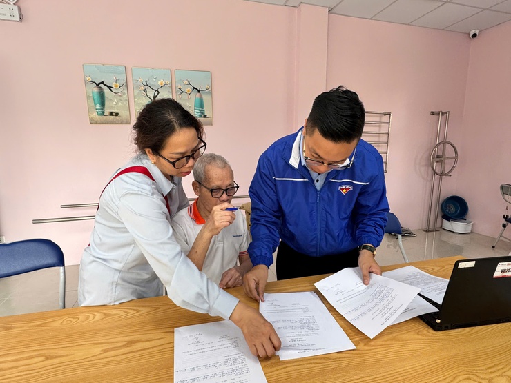 Đưa dịch vụ công đến viện dưỡng lão- Ảnh 1.