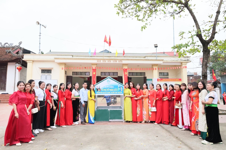 Lan tỏa vai trò phụ nữ Quảng Bị trong xây dựng nếp sống xanh- Ảnh 6.