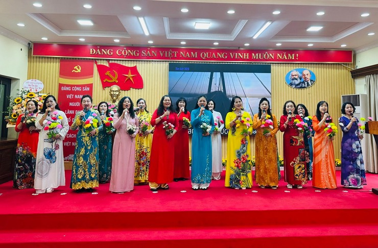 PHƯỜNG VĂN MIẾU - QUỐC TỦ GIÁM ĐẨY MẠNH PHONG TRÀO KHUYẾN HỌC, XÂY DỰNG XÃ HỘI HỌC TẬP- Ảnh 3.