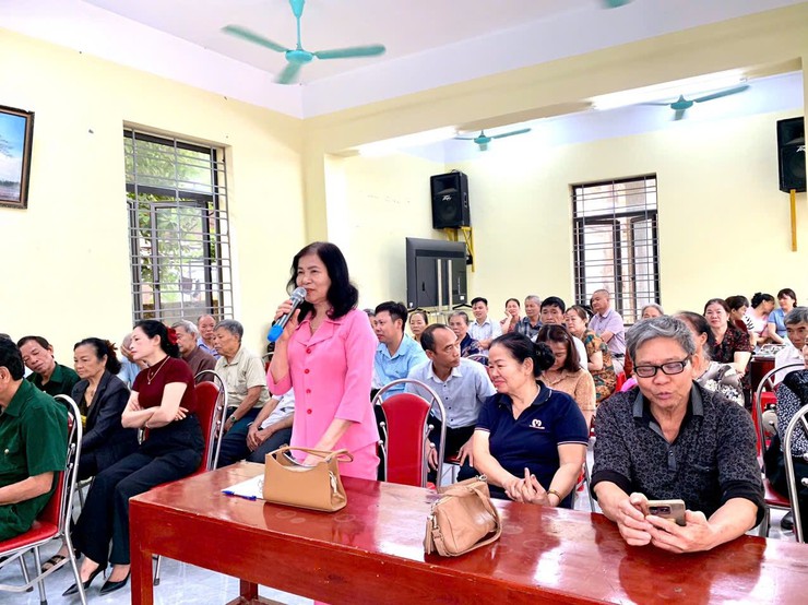 ỨNG THIÊN TỔ CHỨC TIẾP XÚC CỬ TRI SAU KỲ HỌP THỨ NHẤT VÀ KỲ HỌP CHUYÊN ĐỀ HĐND XÃ KHÓA II, NHIỆM KỲ 2026 – 2031- Ảnh 11.