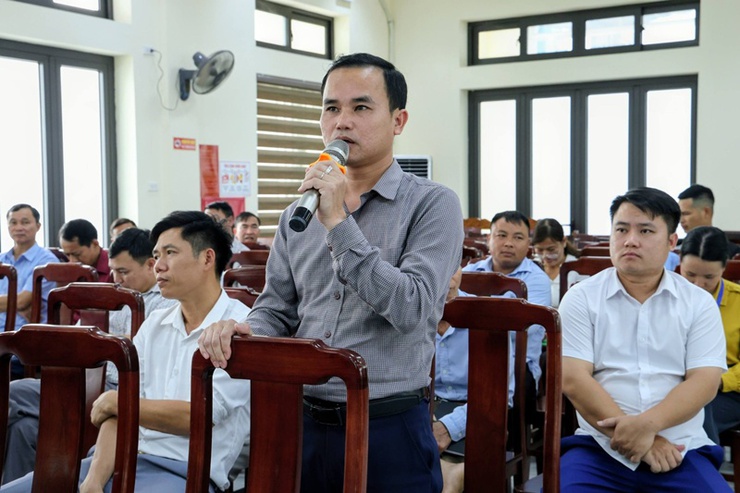 Xuân Mai quán triệt Chỉ thị số 09 của Ban thường vụ Thành ủy về nâng cao hiệu lực, hiệu quả thực thi công vụ; siết chặt kỷ luật, kỷ cương và trách nhiệm của cán bộ- Ảnh 4.