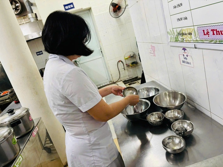 TRƯỜNG MẦM NON NẮNG HỒNG ĐÓN KIỂM TRA Y TẾ: KHẲNG ĐỊNH CHẤT LƯỢNG CHĂM SÓC TRẺ-LAN TỎA MÔI TRƯỜNG HỌC ĐƯỜNG AN TOÀN, SẠCH – KHỎE – CHẤT LƯỢNG- Ảnh 5.