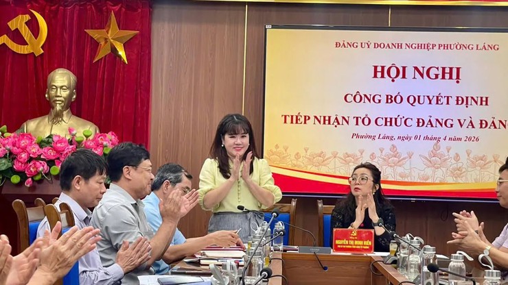 HÀ NỘI: PHƯỜNG LÁNG CỦNG CỐ TỔ CHỨC ĐẢNG TRONG DOANH NGHIỆP, TIẾP NHẬN THÊM CHI BỘ MỚI - Ảnh 6.