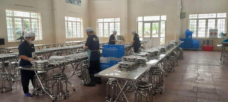 TĂNG CƯỜNG KIỂM TRA, GIÁM SÁT AN TOÀN THỰC PHẨM TẠI BẾP ĂN TRƯỜNG HỌC - QUYẾT KHÔNG ĐỂ THỰC PHẨM BẨN LEN LỎI- Ảnh 3.