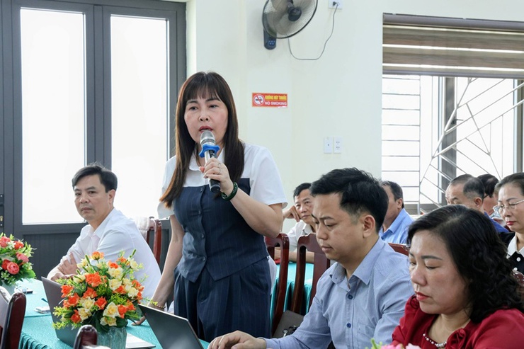 Xuân Mai quán triệt Chỉ thị số 09 của Ban thường vụ Thành ủy về nâng cao hiệu lực, hiệu quả thực thi công vụ; siết chặt kỷ luật, kỷ cương và trách nhiệm của cán bộ- Ảnh 7.