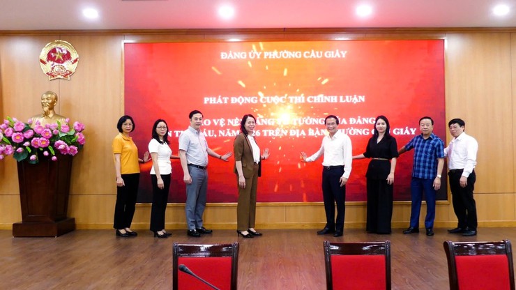 CẦU GIẤY: PHÁT ĐỘNG CUỘC THI CHÍNH LUẬN BẢO VỆ NỀN TẢNG TƯ TƯỞNG CỦA ĐẢNG VÀ HỘI THI BÁO CÁO VIÊN, TUYÊN TRUYỀN VIÊN GIỎI NĂM 2026- Ảnh 2.