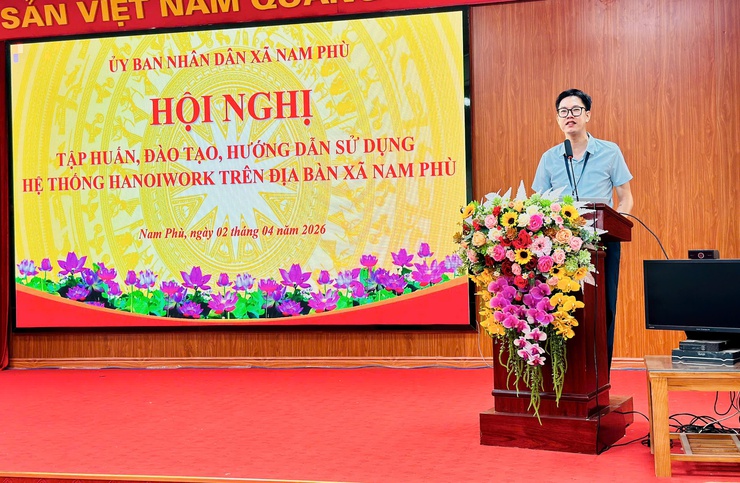 Xã Nam Phù tập huấn sử dụng không gian làm việc số “HanoiWork” cho cán bộ, công chức, viên chức- Ảnh 11.