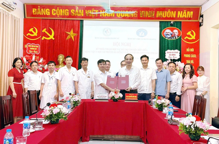 Hợp tác chuyên môn - nâng tầm chất lượng khám chữa bệnh- Ảnh 1.