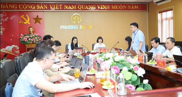 Phòng nghiệp vụ III - Uỷ ban Kiểm tra Thành uỷ làm việc với Đảng uỷ phường Bồ Đề về kết quả thực hiện nhiệm vụ Quý I/2026.- Ảnh 4.