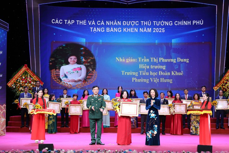 BÀI VIẾT TUYÊN DƯƠNG TẤM GƯƠNG TIÊU BIỂU 
TRONG PHONG TRÀO “HỌC TẬP VÀ LÀM THEO TƯ TƯỞNG, ĐẠO ĐỨC, PHONG CÁCH HỒ CHÍ MINH”
(Giai đoạn từ tháng 7/2025 đến tháng 4/2026)
- Ảnh 3.