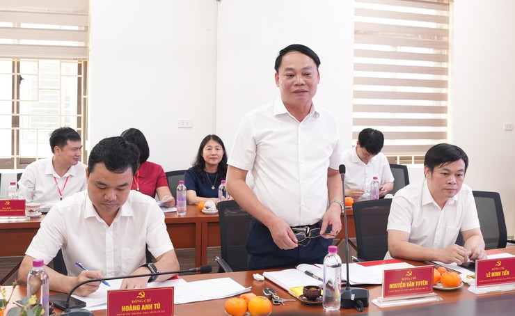 Bát Tràng trao đổi kinh nghiệm công tác kiểm tra, giám sát với Đoàn UBKT Đảng – Thanh tra Thủ đô Viêng Chăn- Ảnh 2.