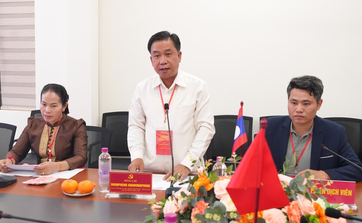 Bát Tràng trao đổi kinh nghiệm công tác kiểm tra, giám sát với Đoàn UBKT Đảng – Thanh tra Thủ đô Viêng Chăn- Ảnh 6.