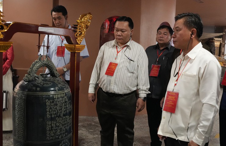 Bát Tràng trao đổi kinh nghiệm công tác kiểm tra, giám sát với Đoàn UBKT Đảng – Thanh tra Thủ đô Viêng Chăn- Ảnh 9.