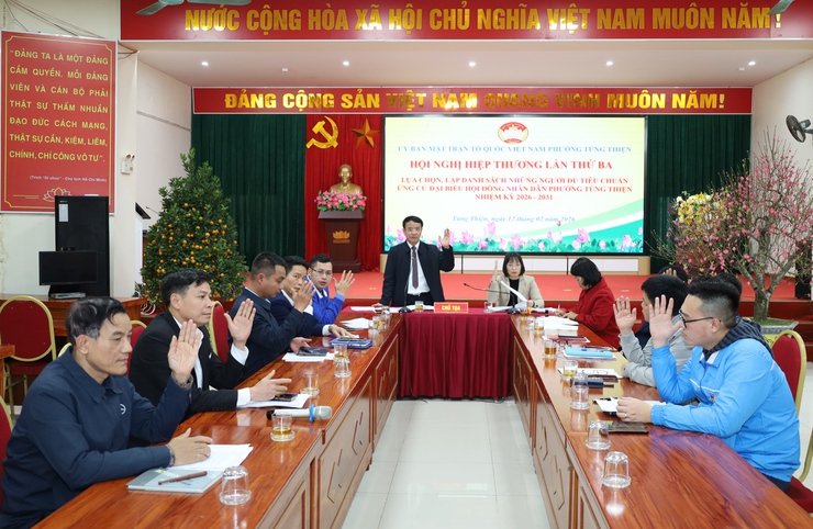 Phường Tùng Thiện: Dấu ấn thành công từ cuộc bầu cử dân chủ, an toàn, đúng luật- Ảnh 4.