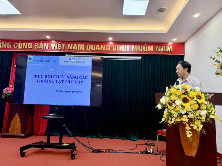 TĂNG CƯỜNG CHĂM SÓC SỨC KHỎE NHÂN DÂN TỪ CƠ SỞ
- Ảnh 4.