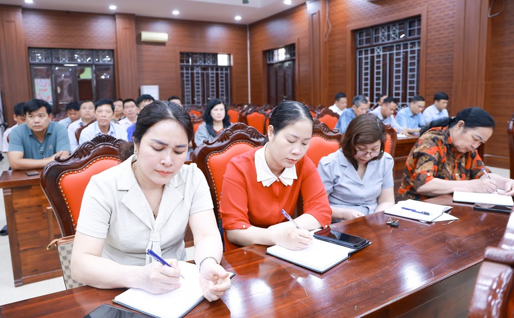 Hội nghị giao ban quý I, triển khai nhiệm vụ trọng tâm quý II năm 2026 tại xã Yên Xuân- Ảnh 8.