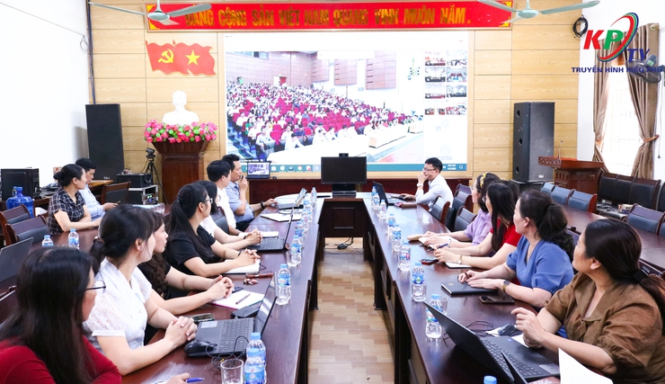 Hà Nội tổ chức hội nghị hướng dẫn tuyển sinh đầu cấp vào các trường và hướng dẫn tổ chức kỳ thi tốt nghiệp trung học phổ thông năm 2026- Ảnh 3.