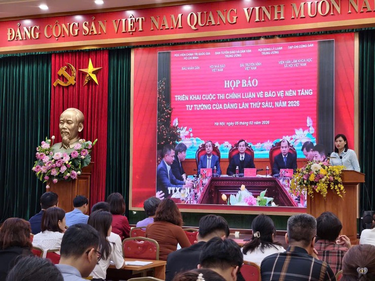 Khai giảng lớp bồi dưỡng lý luận chính trị cho đảng viên mới khóa I năm 2026- Ảnh 3.