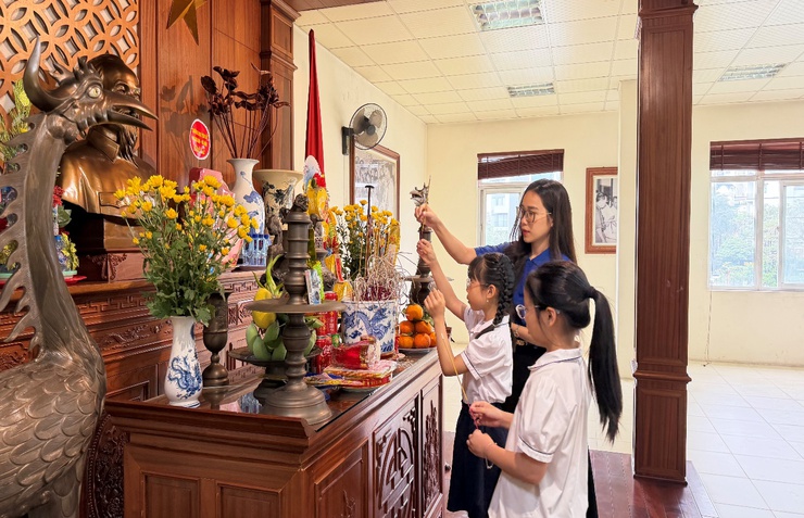 Trường Tiểu học Yên Sở tổ chức kết nạp Đội cho học sinh- Ảnh 2.