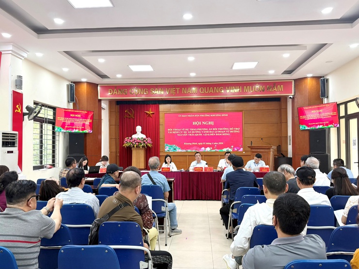 Phường Khương Đình tổ chức Hội nghị đối thoại về dự thảo phương án bồi thường, hỗ trợ, tái định cư dự án đường Vành đai 2,5- Ảnh 1.