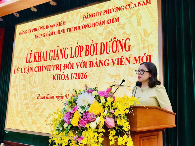 Khai giảng lớp bồi dưỡng lý luận chính trị cho đảng viên mới khóa I năm 2026- Ảnh 2.