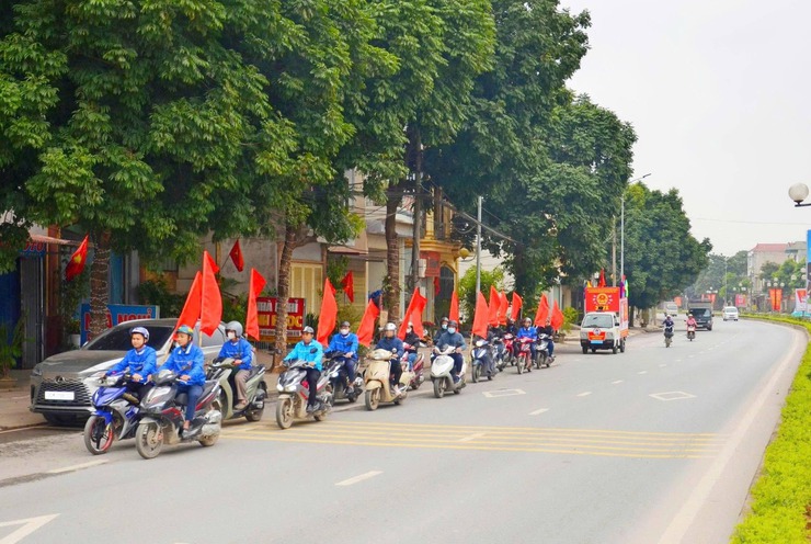 Phường Tùng Thiện: Dấu ấn thành công từ cuộc bầu cử dân chủ, an toàn, đúng luật- Ảnh 7.