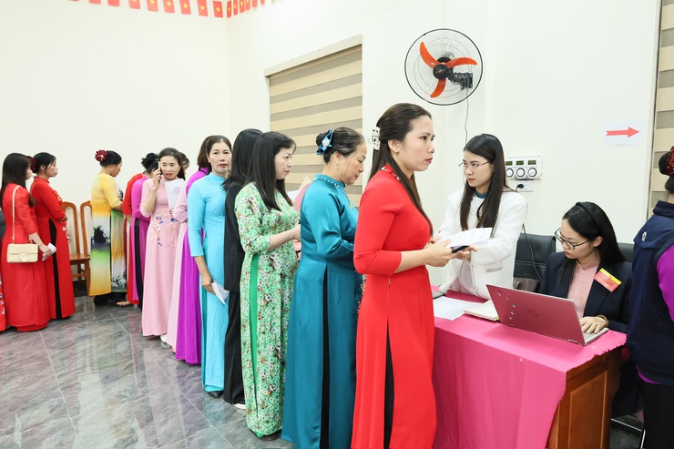 Lan tỏa vai trò phụ nữ Quảng Bị trong xây dựng nếp sống xanh- Ảnh 9.