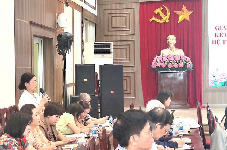 Đảng ủy phường Đông Ngạc tổ chức Hội nghị giao ban Bí thư các tổ chức Đảng nhằm đánh giá kết quả công tác lãnh đạo, chỉ đạo thực hiện nhiệm vụ Quý I và triển khai phương hướng, nhiệm vụ trọng tâm Quý II/2026- Ảnh 4.