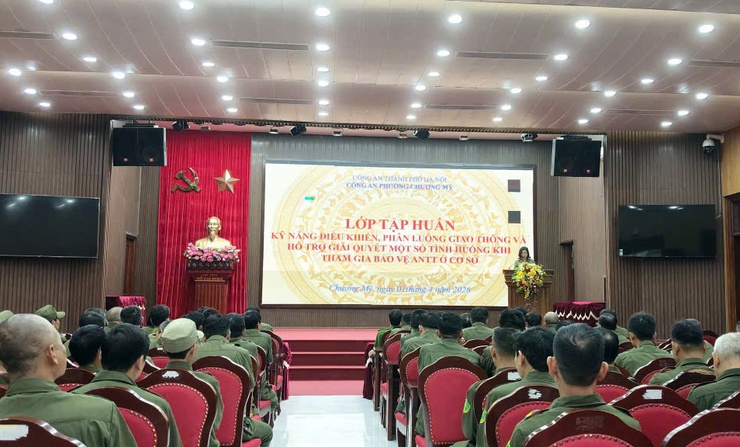 Công an phường Chương Mỹ tập huấn kỹ năng bảo đảm trật tự, an toàn giao thông cho lực lượng cơ sở- Ảnh 1.