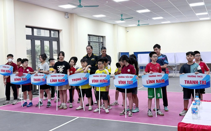 PHƯỜNG VĨNH HƯNG TỔ CHỨC KHAI MẠC GIẢI THỂ THAO HỌC SINH CẤP PHƯỜNG NĂM HỌC 2025 – 2026- Ảnh 1.