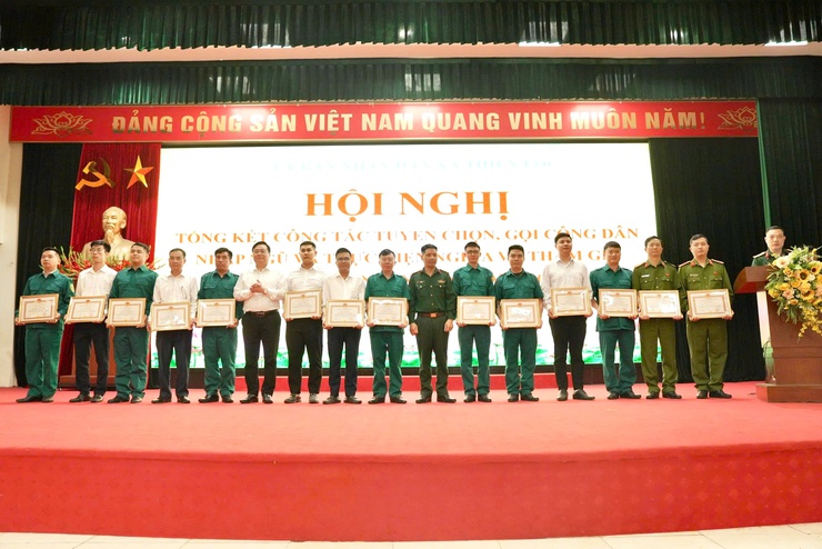 Thiên Lộc tổng kết công tác tuyển chọn, gọi công dân nhập ngũ và thực hiện nghĩa vụ tham gia công an nhân dân năm 2026.- Ảnh 20.