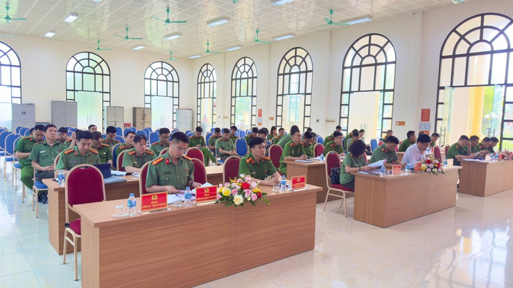 Lan tỏa tinh thần mới trong phong trào thi đua "Vì an ninh Tổ quốc"- Ảnh 1.