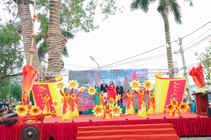 Khai mạc Lễ hội truyền thống làng Yên Trường xuân Bính Ngọ 2026- Ảnh 8.