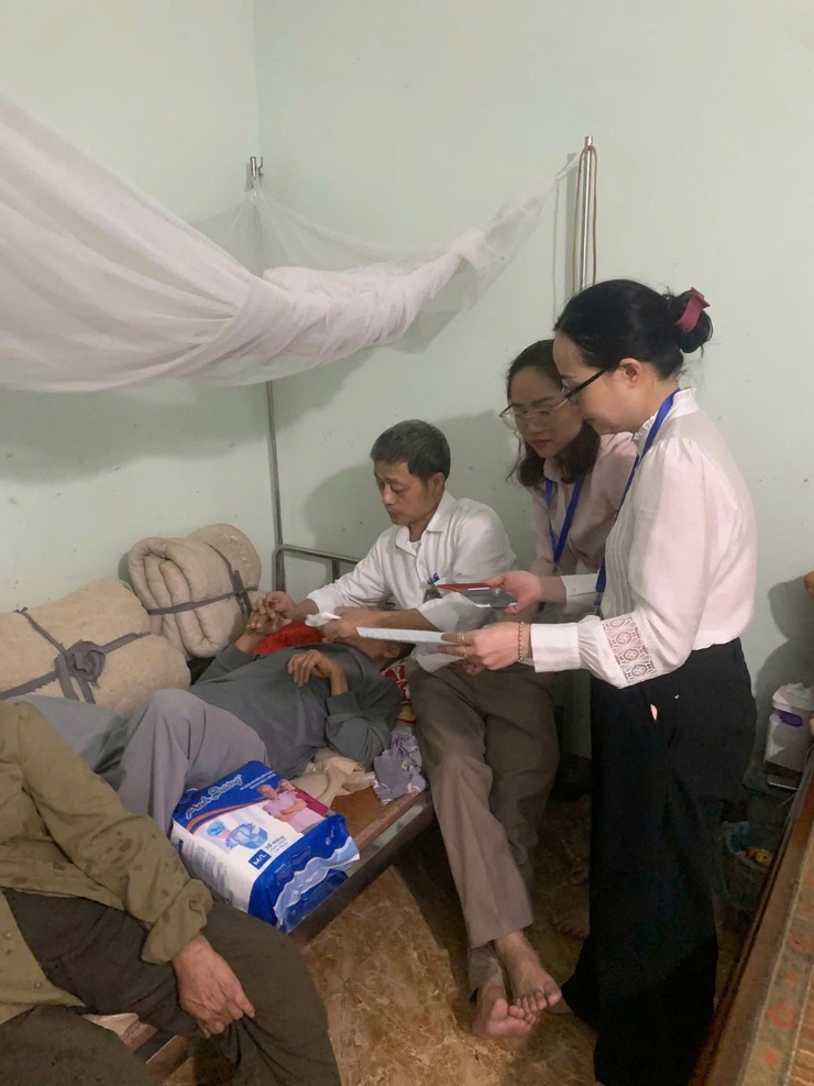 Đưa dịch vụ công đến tận nhà: Cách làm gần dân, sát dân của chính quyền xã Quảng Bị trong Cải cách hành chính và chuyển đổi số- Ảnh 1.