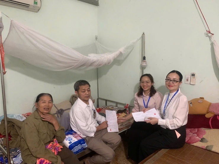 Đưa dịch vụ công đến tận nhà: Cách làm gần dân, sát dân của chính quyền xã Quảng Bị trong Cải cách hành chính và chuyển đổi số- Ảnh 2.