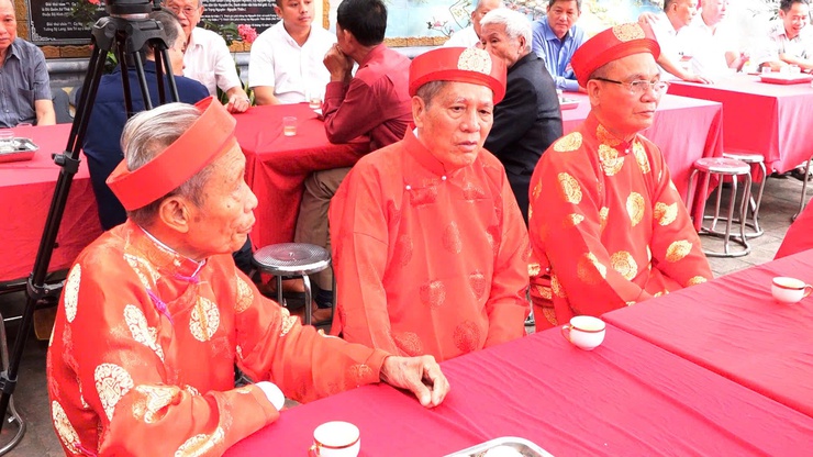 RẠNG DANH "TRẠNG CẬU, TRẠNG CHÁU".  Ngày Giỗ Tổ họ Nguyễn Đức ở Canh Hoạch – Nét đẹp văn hóa đất học Dân Hoà- Ảnh 6.