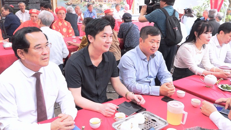 RẠNG DANH "TRẠNG CẬU, TRẠNG CHÁU".  Ngày Giỗ Tổ họ Nguyễn Đức ở Canh Hoạch – Nét đẹp văn hóa đất học Dân Hoà- Ảnh 3.