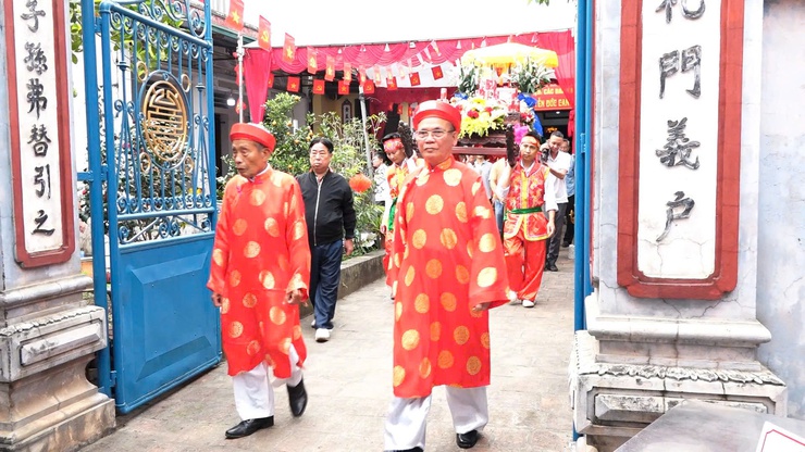 RẠNG DANH "TRẠNG CẬU, TRẠNG CHÁU".  Ngày Giỗ Tổ họ Nguyễn Đức ở Canh Hoạch – Nét đẹp văn hóa đất học Dân Hoà- Ảnh 7.