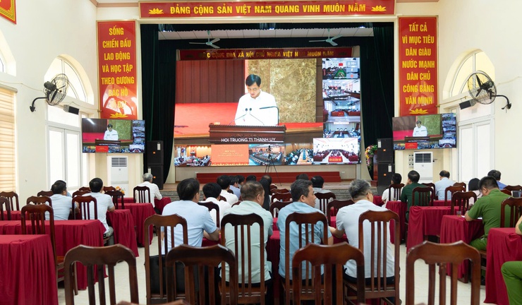 Hà Nội tổ chức hội nghị trực tuyến giao ban Tăng cường kết nối, thống nhất hành động từ Thành phố đến cơ sở- Ảnh 4.