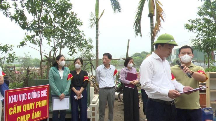 Xã Tây Phương hoàn thành cưỡng chế thu hồi đất đợt 3 thực hiện dự án Cụm công nghiệp làng nghề Hữu Bằng- Ảnh 3.