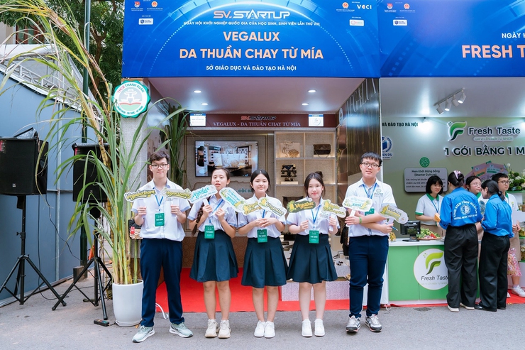 Dự án "Da thuần chay từ mía" của học sinh trường Thanh Xuân xuất sắc giành giải Nhì Quốc gia- Ảnh 1.