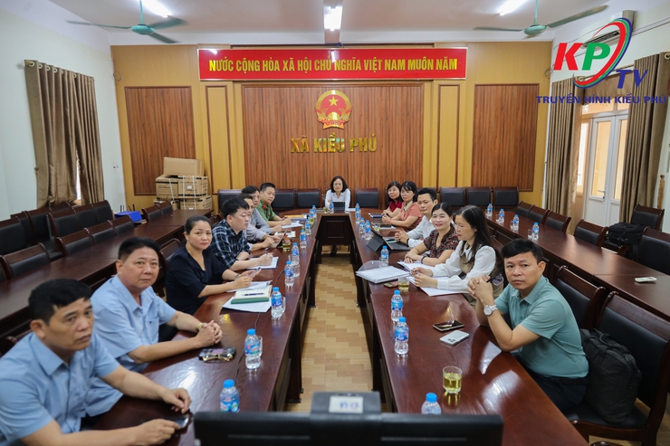 Hội nghị Ban Chỉ đạo Kỳ thi tốt nghiệp trung học phổ thông thành phố Hà Nội năm 2026 và Ban Chỉ đạo thi, tuyển sinh thành phố Hà Nội năm học 2026-2027- Ảnh 3.